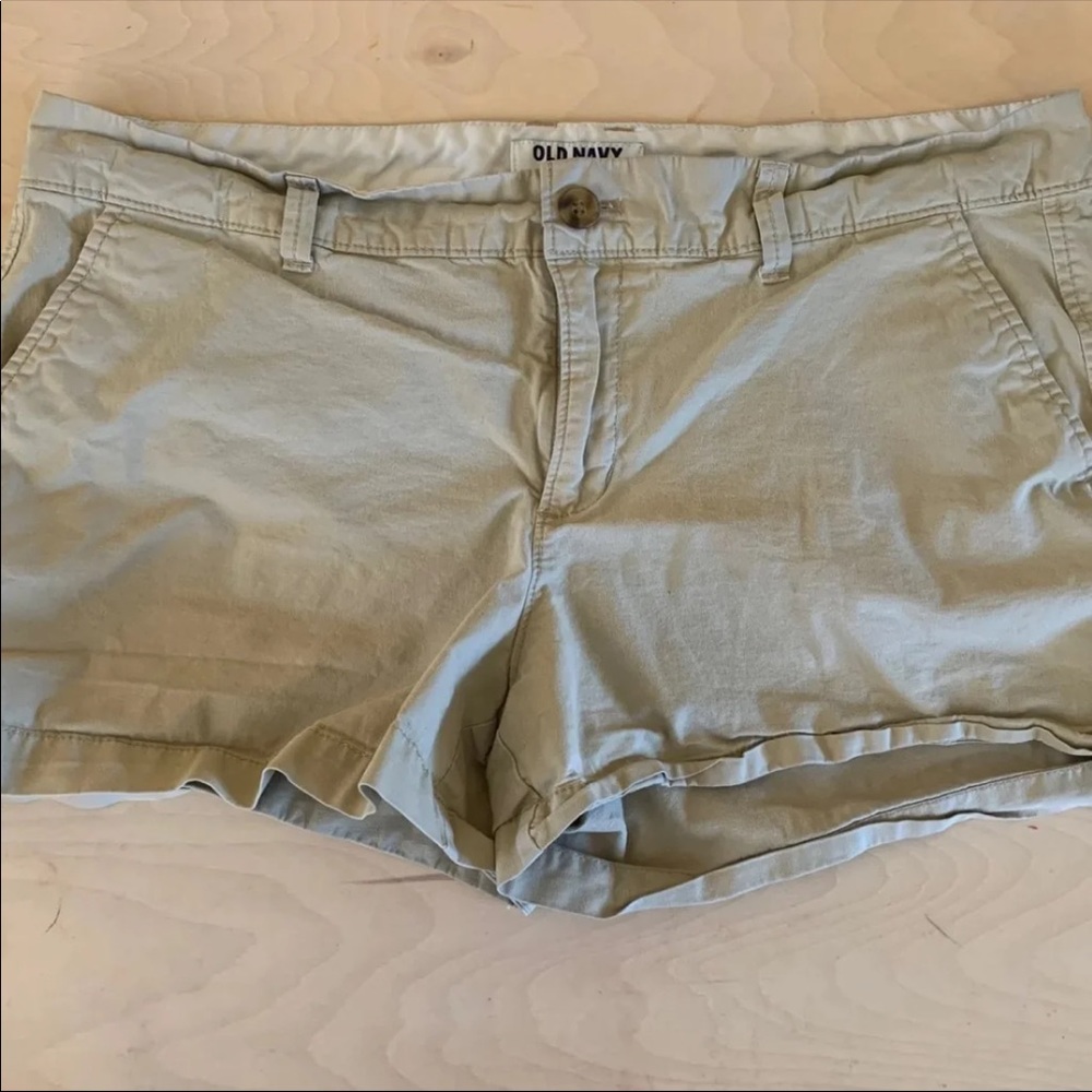 Old Navy Size 12 Large Khaki Shorts